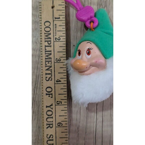 Disney Snow White & the Seven Dwarves Plush Green Hat Dwarf Head Backpack Clip B - Picture 6 of 6